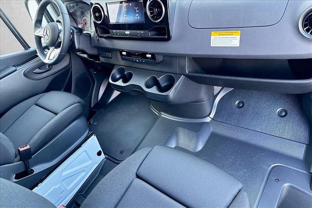 New 2026 Mercedes-Benz Sprinter 2500 image 24