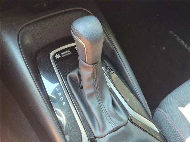 Used 2024 Toyota Corolla SE w/ SE Premium Package FWD image 12