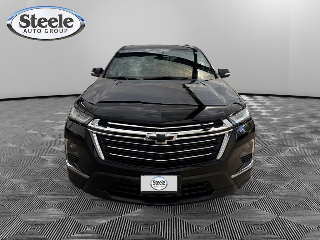 Used 2023 Chevrolet Traverse LT w/ LT Premium Package image 8