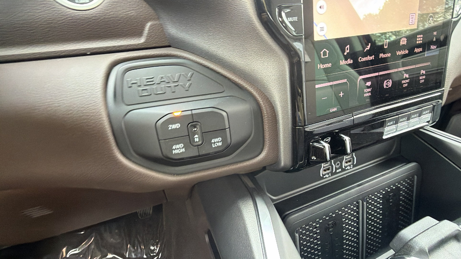 New 2026 RAM 2500 Laramie AWD/4WD image 27