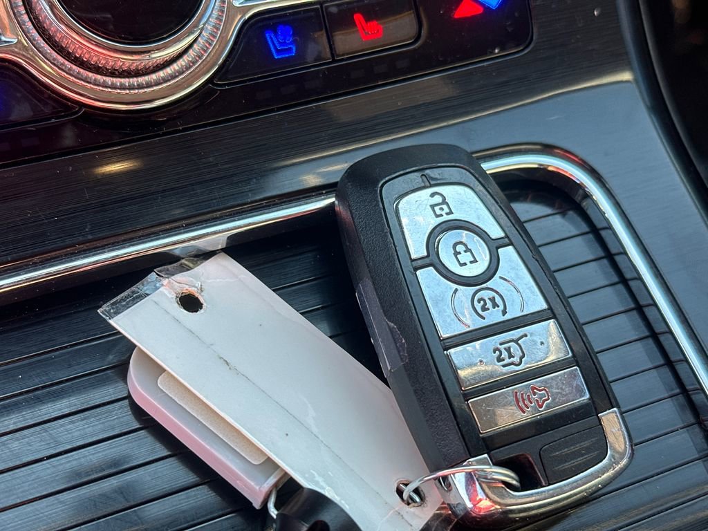 Used 2022 Lincoln Nautilus Reserve w/ Equipment Group 201A image 33