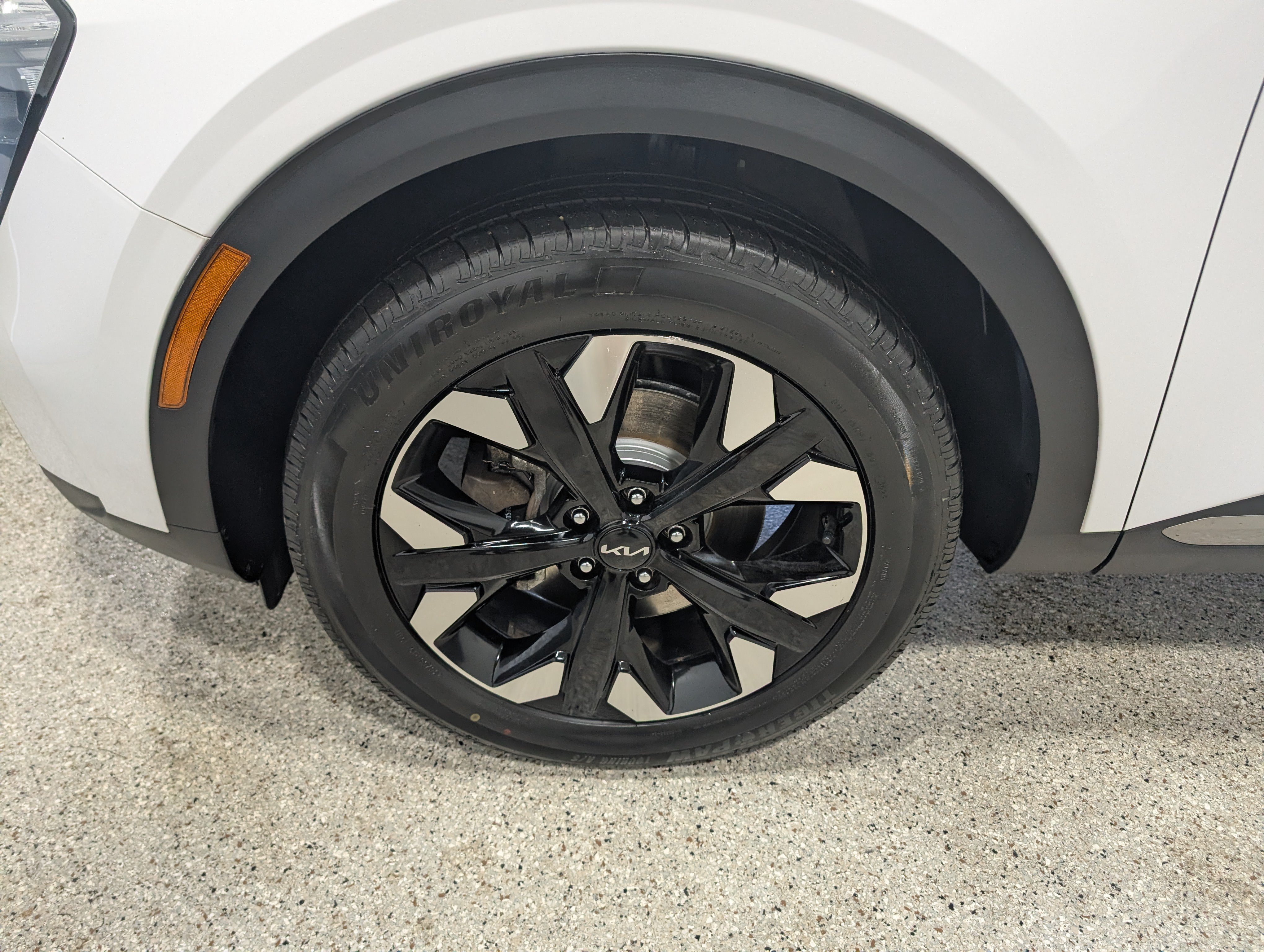 Used 2023 Kia Sportage X-Line w/ X-Line Premium Package AWD/4WD image 9
