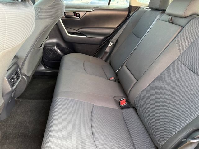 Used 2025 Toyota RAV4 LE image 28