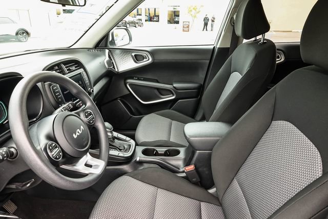 Used 2024 Kia Soul LX w/ Option Group 015 FWD image 20
