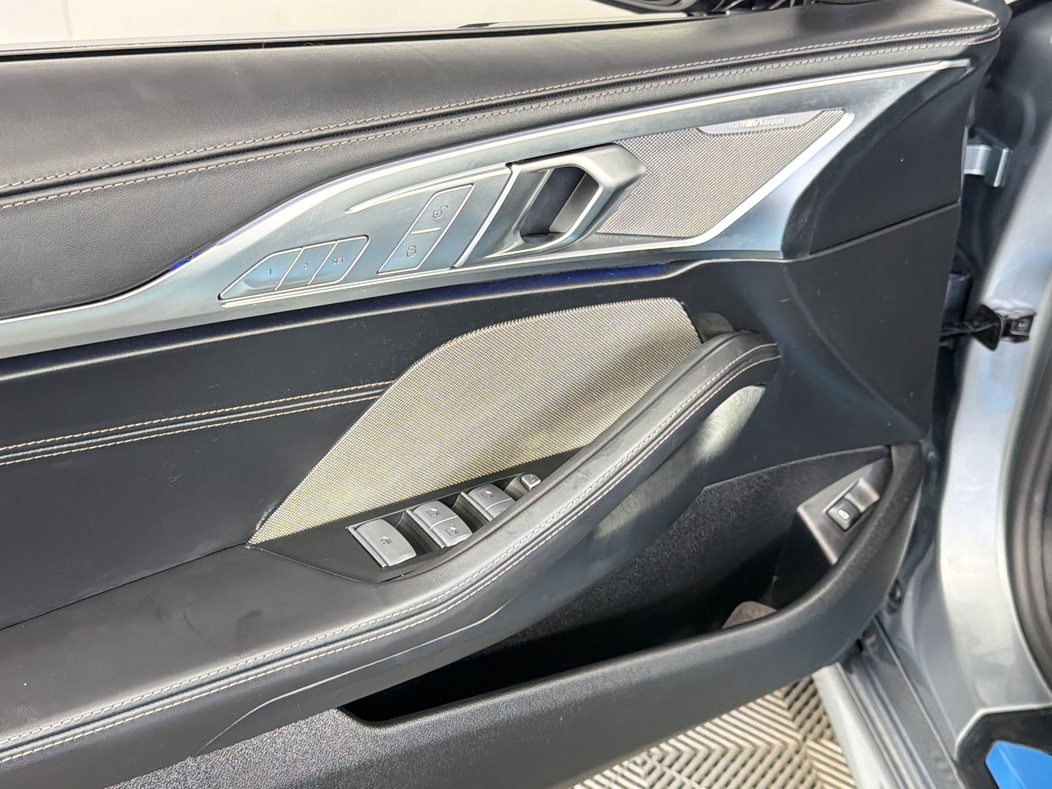 Used 2023 BMW 840i Convertible w/ Comfort Seating Package image 13