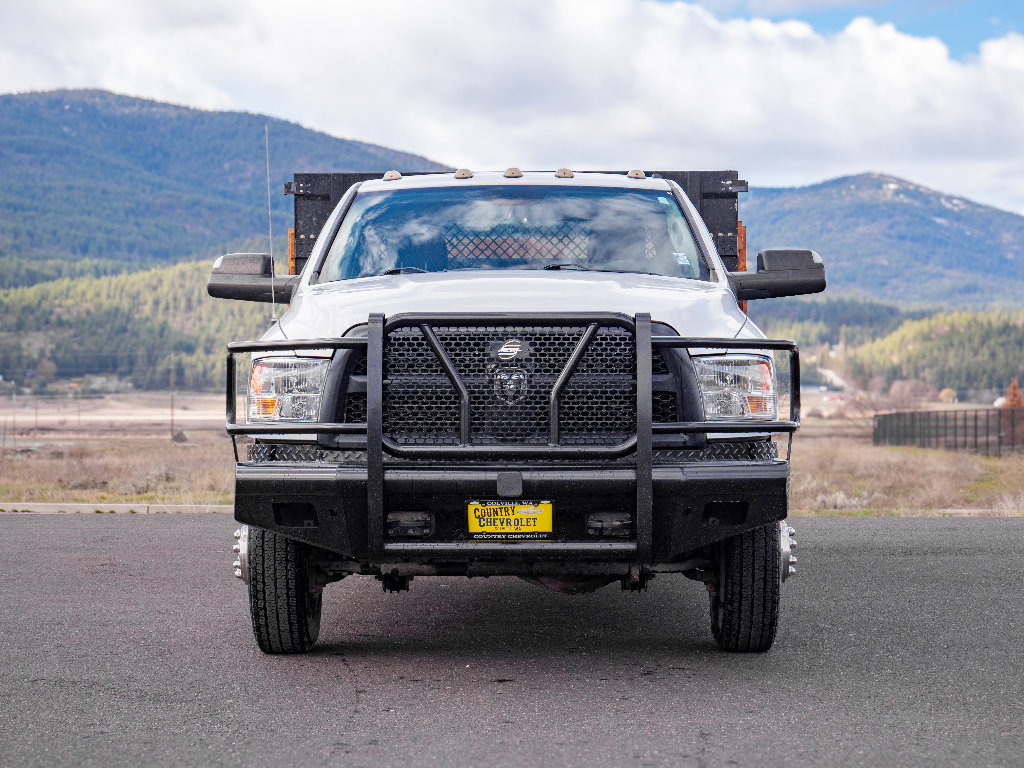 Used 2017 RAM 3500 Tradesman image 2