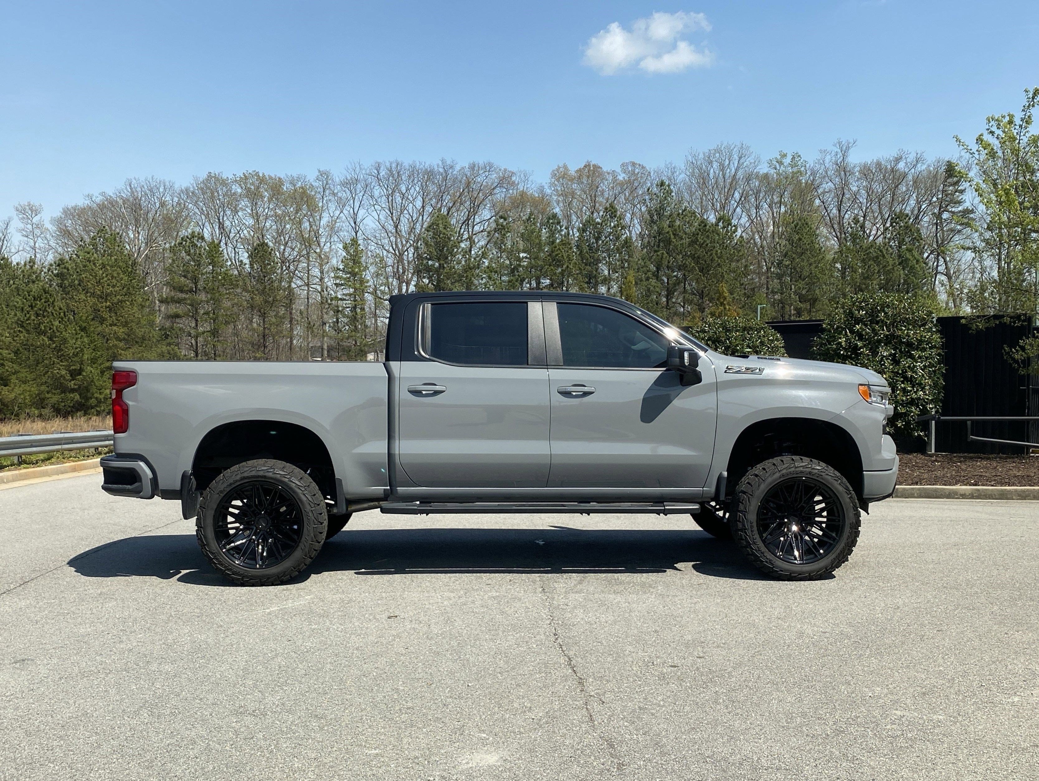 Used 2025 Chevrolet Silverado 1500 RST image 5