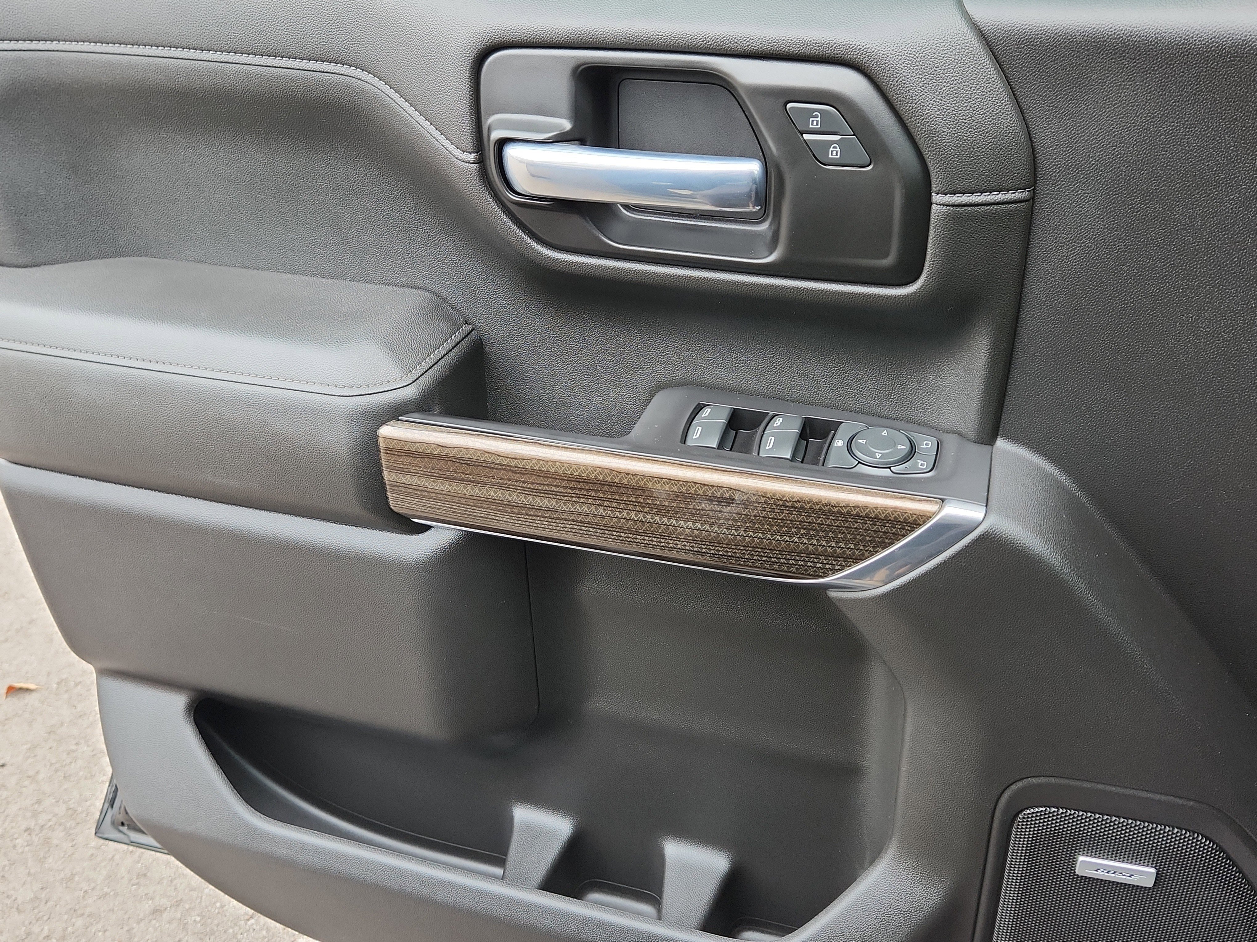 Used 2021 Chevrolet Silverado 1500 RST w/ Convenience Package II image 7