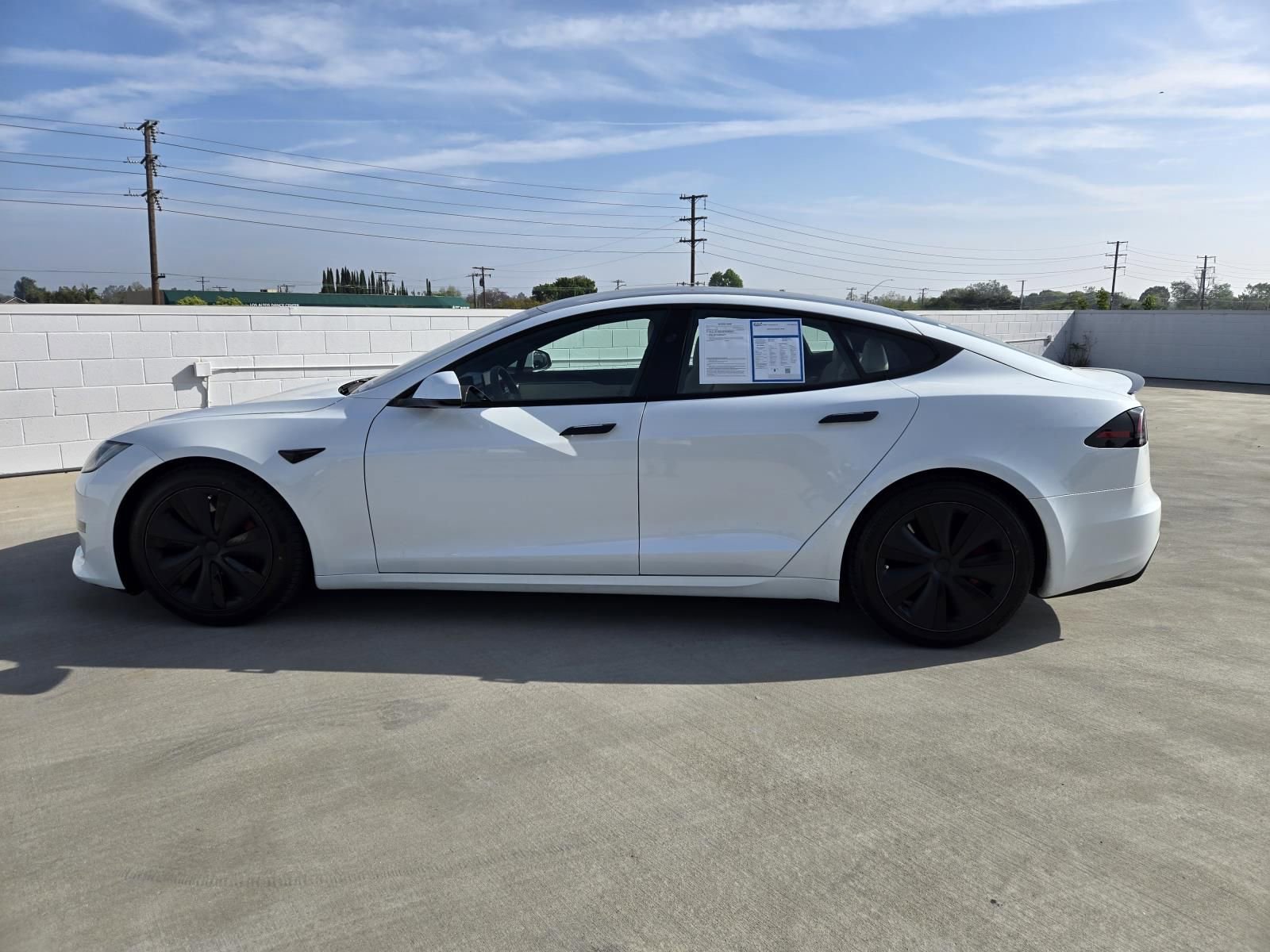 Used 2023 Tesla Model S Plaid image 7