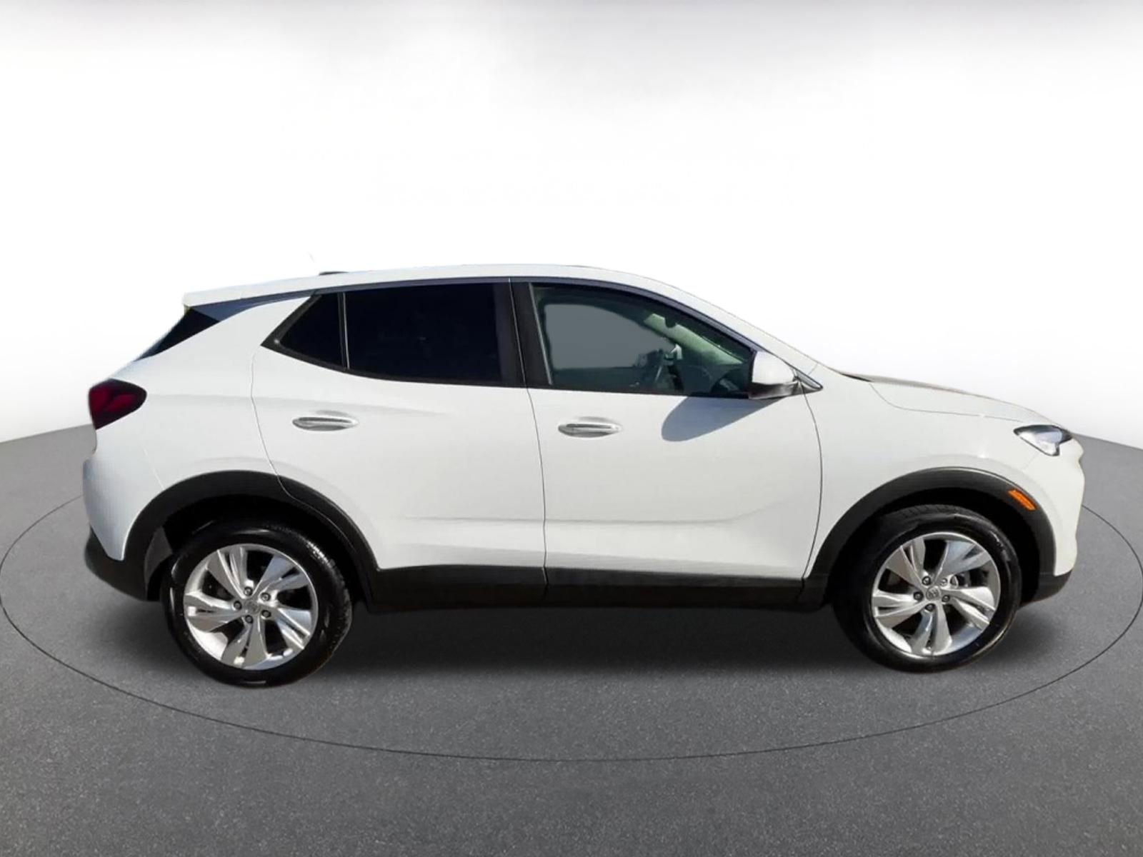 Used 2025 Buick Encore GX Preferred FWD image 16