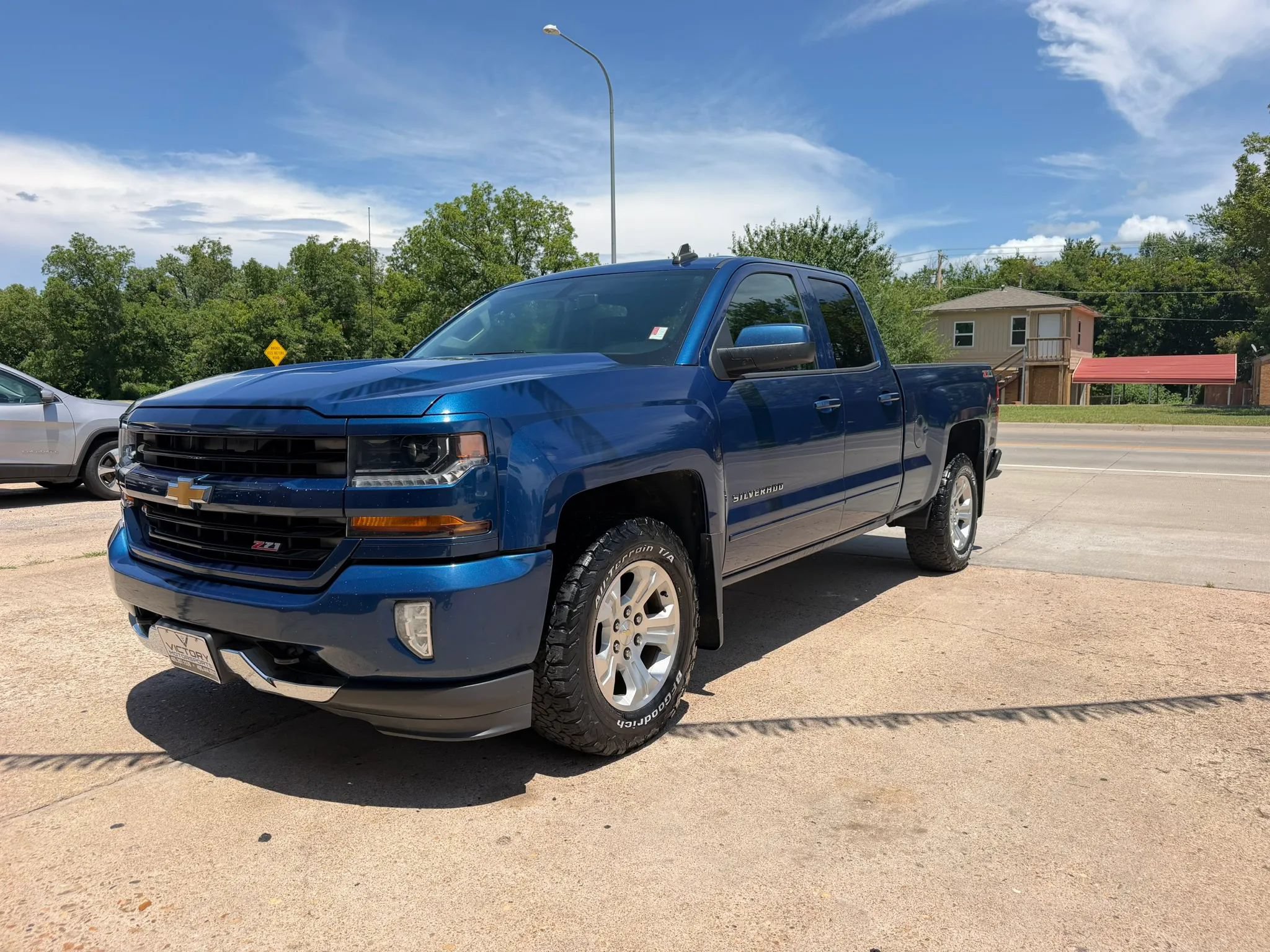 Used 2016 Chevrolet Silverado 1500 LT w/ All Star Edition AWD/4WD image 4