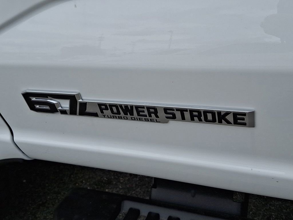 New 2026 Ford F250 XL w/ XL Chrome Package image 13
