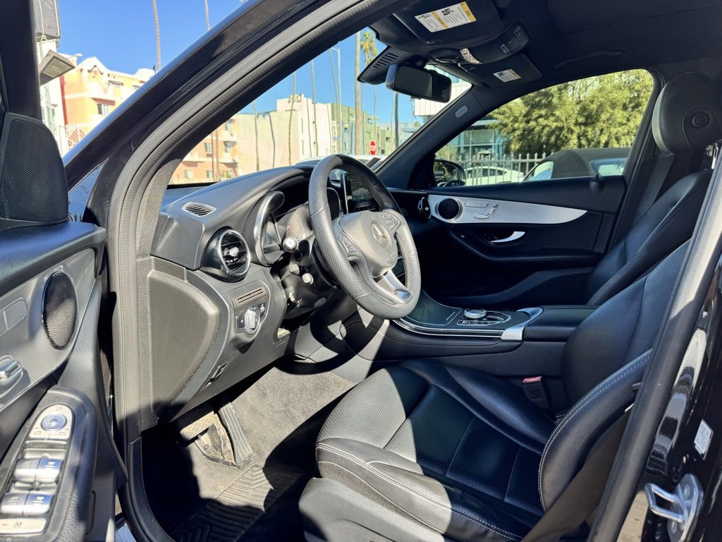Used 2019 Mercedes-Benz GLC 300 image 21
