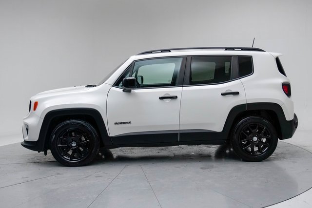 Used 2021 Jeep Renegade Latitude image 2