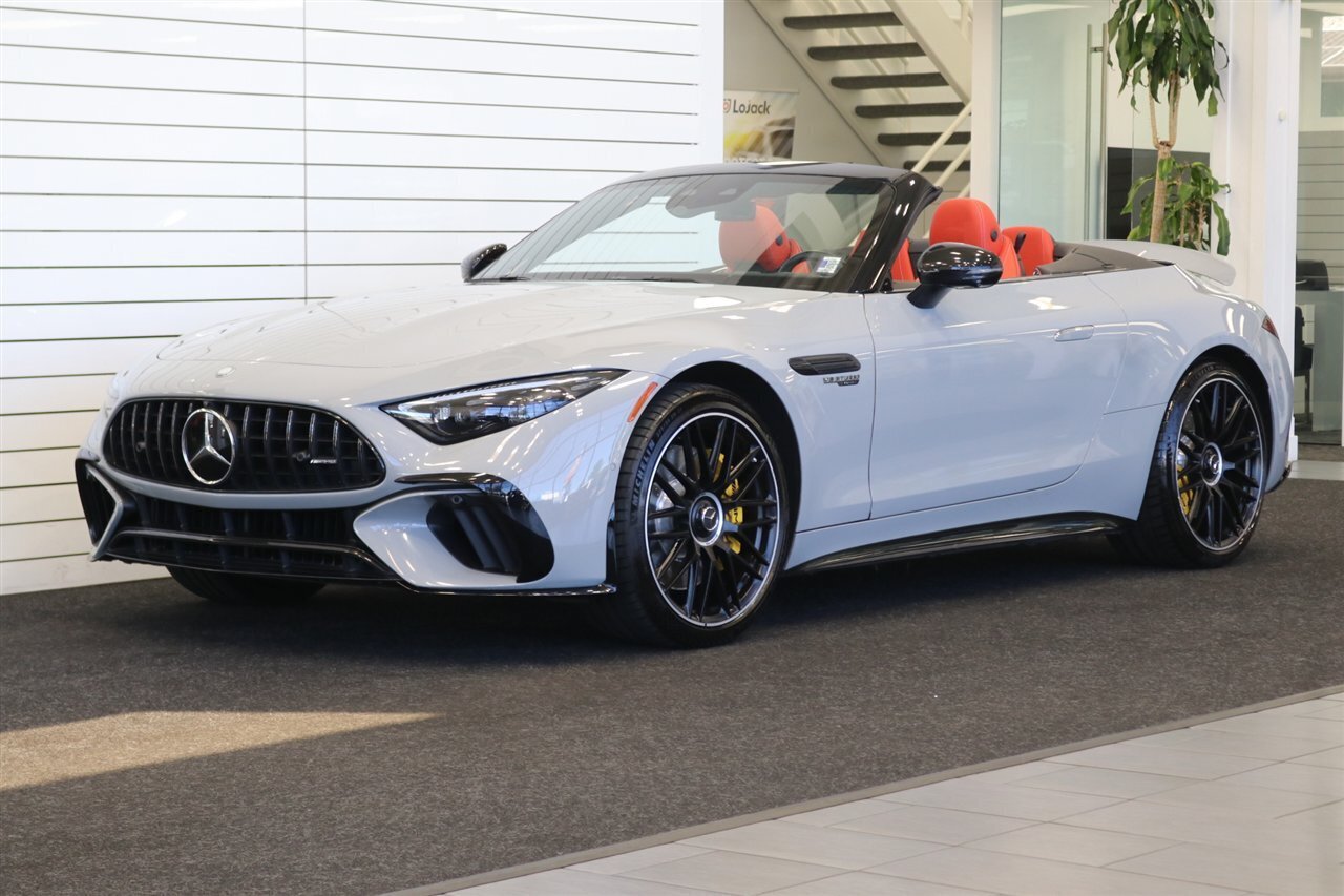 Used 2023 Mercedes-Benz SL 63 AMG 4MATIC w/ Driver Assistance Package image 3