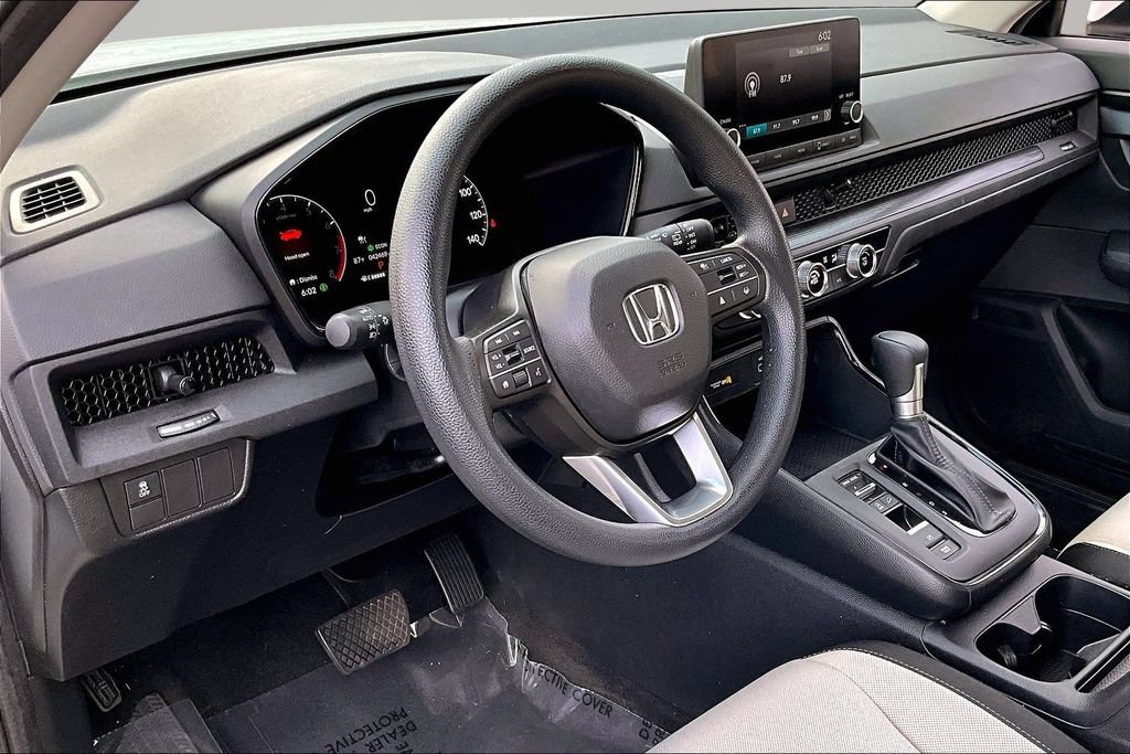 Used 2024 Honda CR-V LX image 14