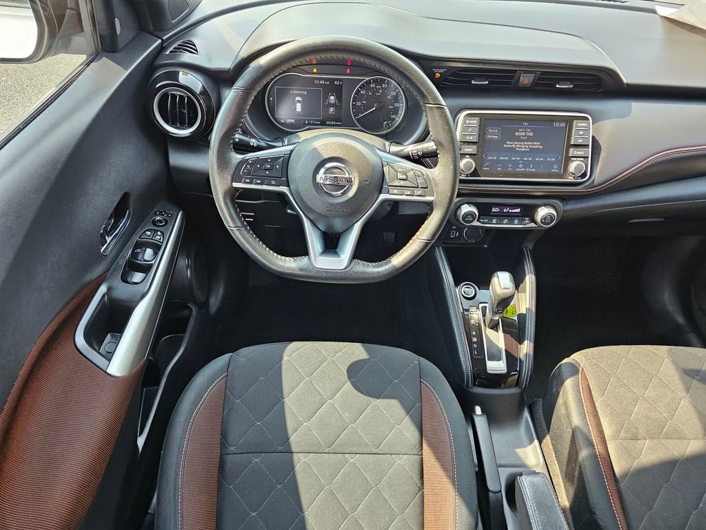 Used 2020 Nissan Kicks SR image 13
