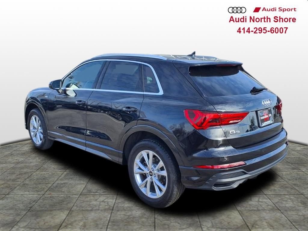 Used 2024 Audi Q3 2.0T Premium Plus w/ Premium Plus Package image 4