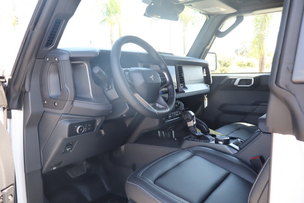 New 2026 Ford Bronco Big Bend w/ Black Diamond Package AWD/4WD image 16