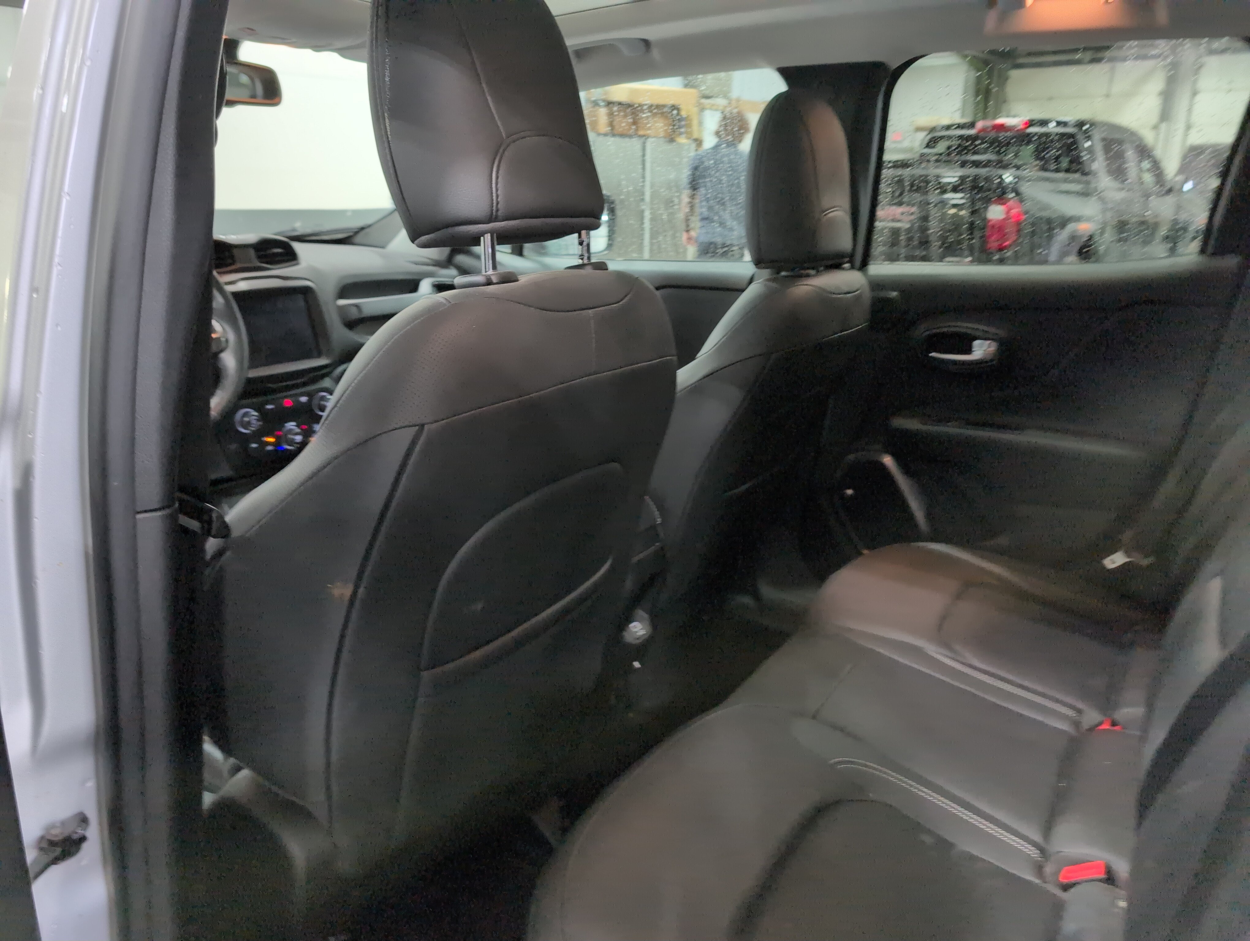 Used 2019 Jeep Renegade Limited w/ UConnect 8.4 Nav Group AWD/4WD image 7