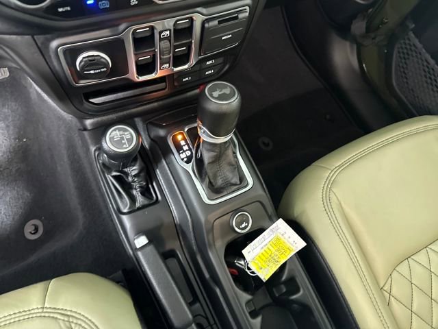 Used 2023 Jeep Wrangler Unlimited image 19