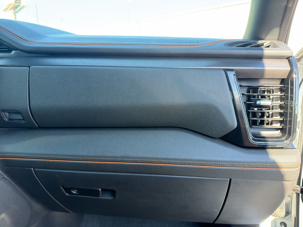 Used 2025 GMC Sierra 1500 AT4 AWD/4WD image 21