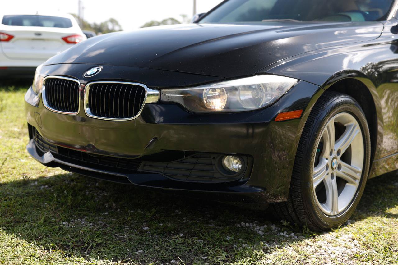 Used 2015 BMW 320i Sedan RWD image 25