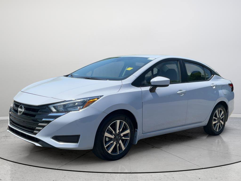 Used 2025 Nissan Versa SV w/ Trunk Package FWD image 5