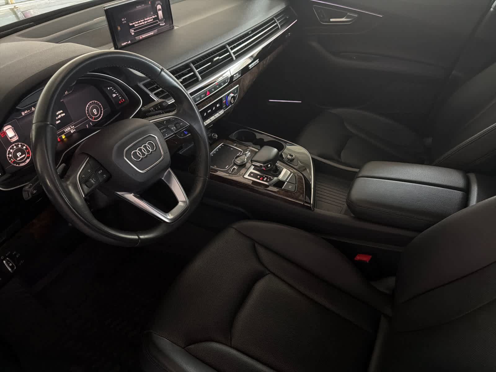 Used 2019 Audi Q7 3.0T Premium Plus w/ Premium Plus Package AWD/4WD image 11