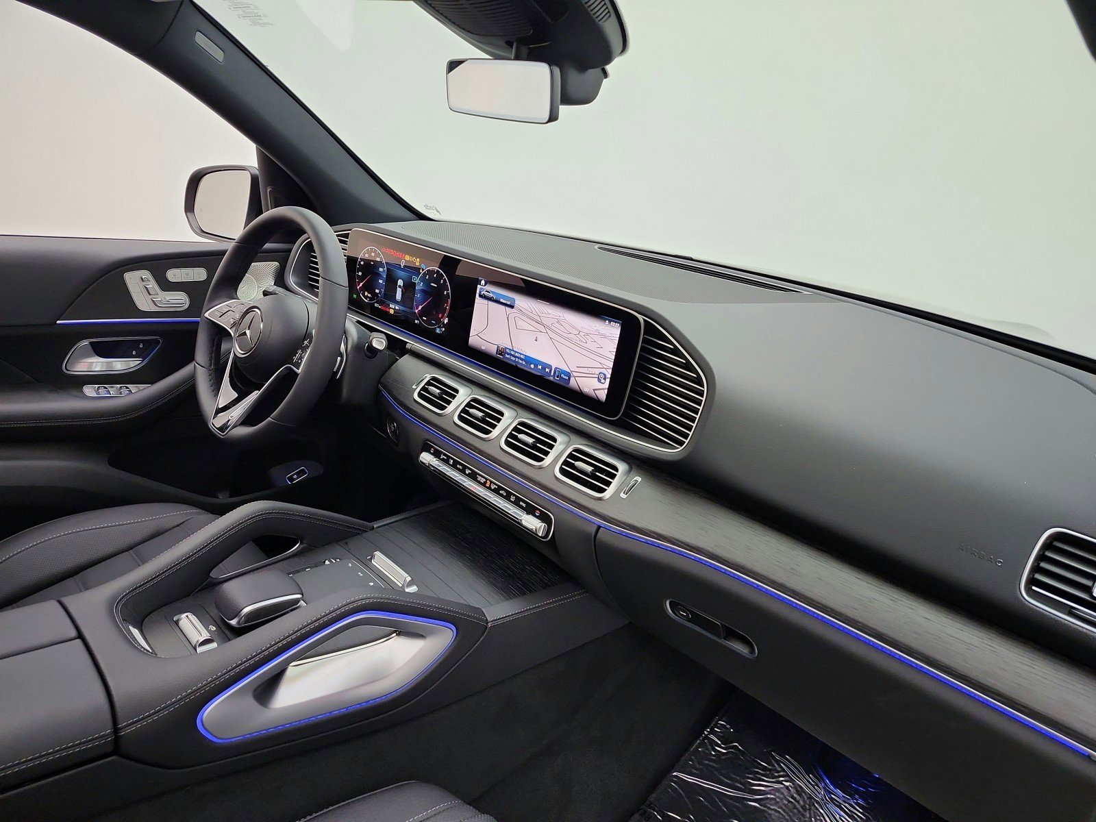 New 2026 Mercedes-Benz GLE 580 4MATIC image 21