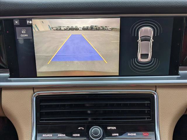 Used 2018 Porsche Panamera 4 image 14