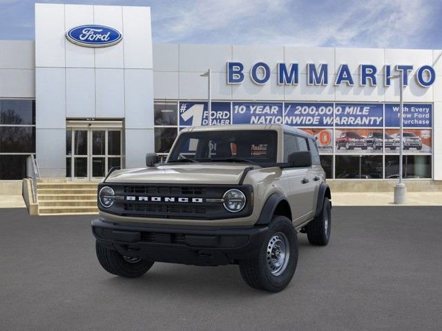 New 2025 Ford Bronco 4-Door image 2