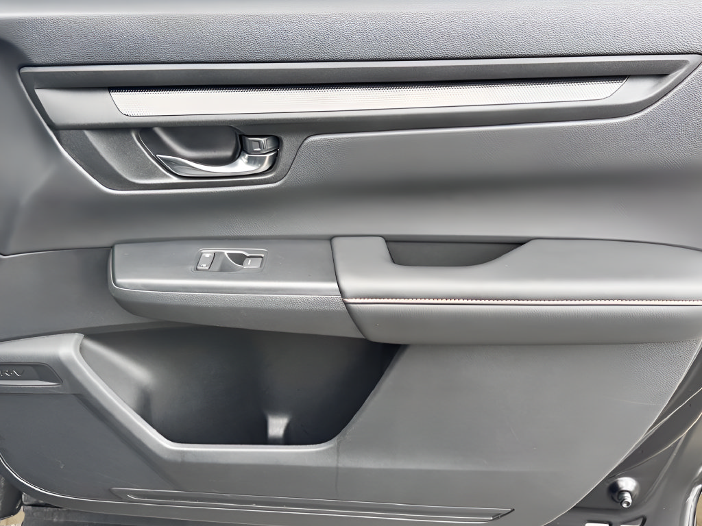 Used 2025 Honda CR-V Sport-L image 29
