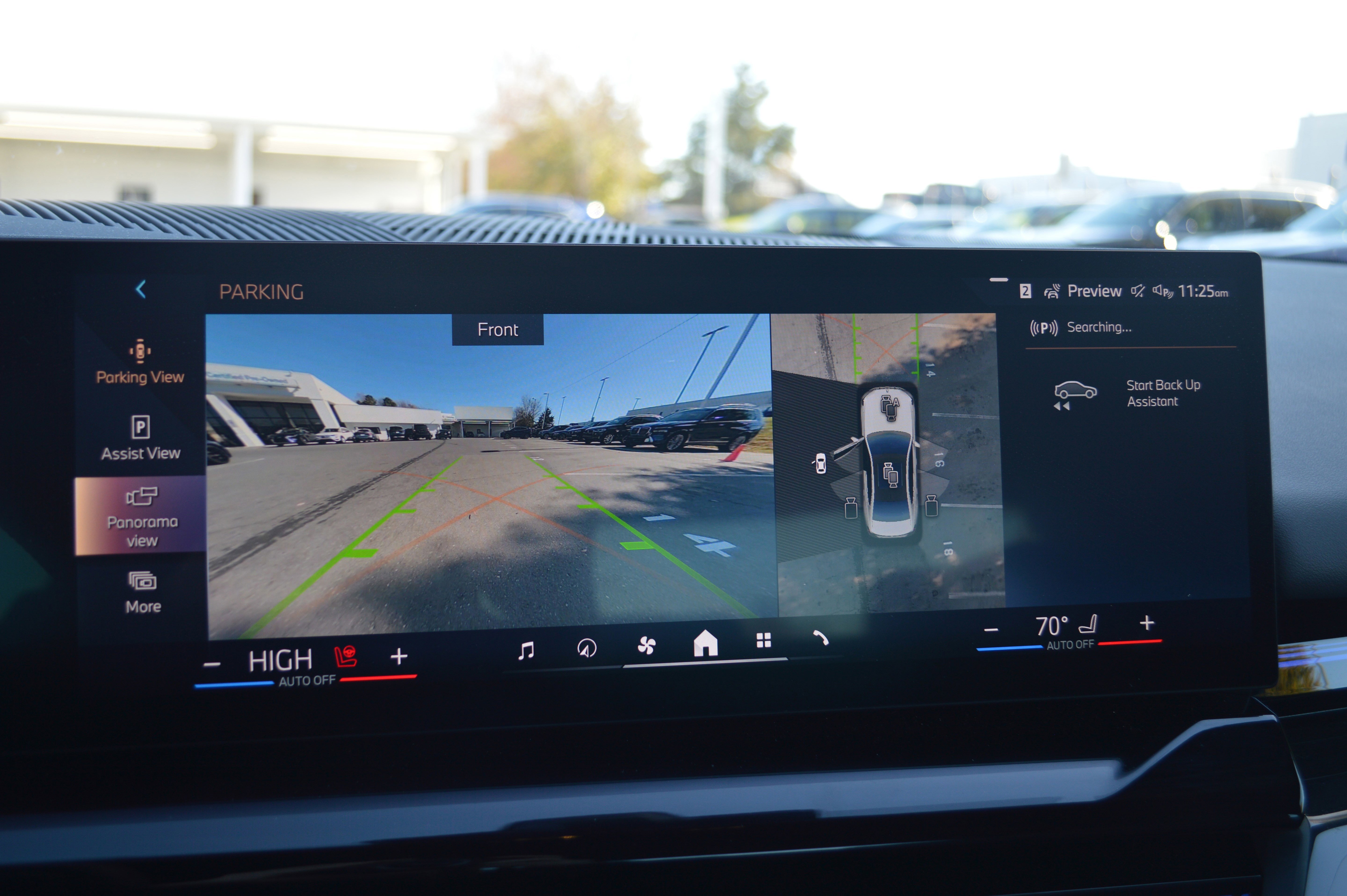 Used 2025 BMW 530i xDrive w/ Premium Package image 22