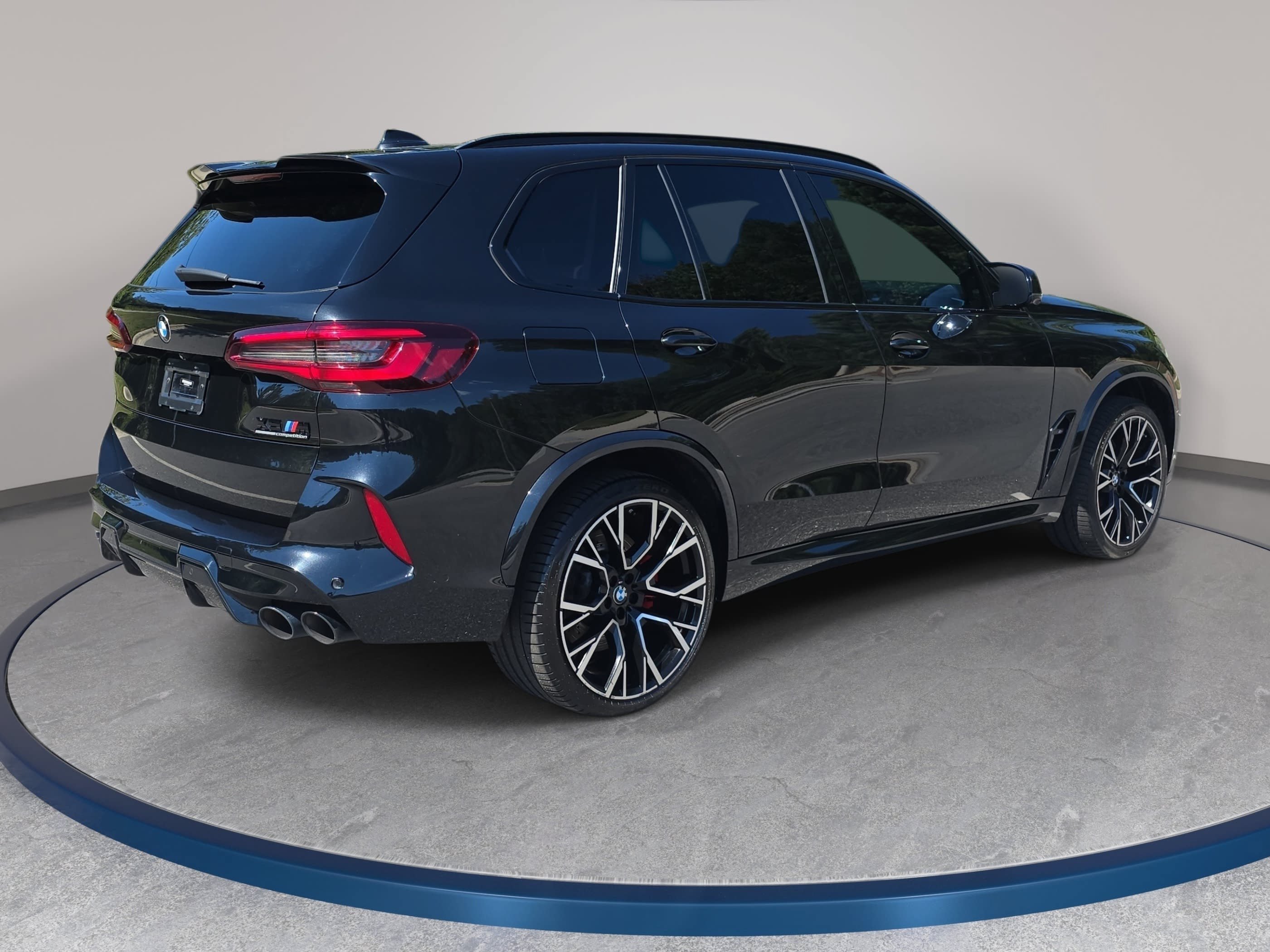 Used 2021 BMW X5 M w/ Competition Package AWD/4WD image 5