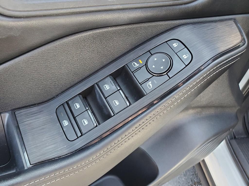 Certified 2024 Nissan Rogue SV w/ SV Premium Package image 20