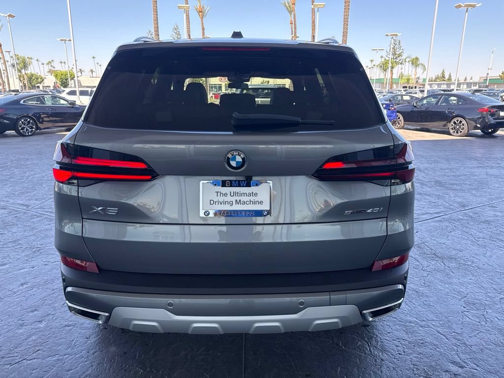 New 2026 BMW X5 sDrive40i w/ Premium Package RWD image 4