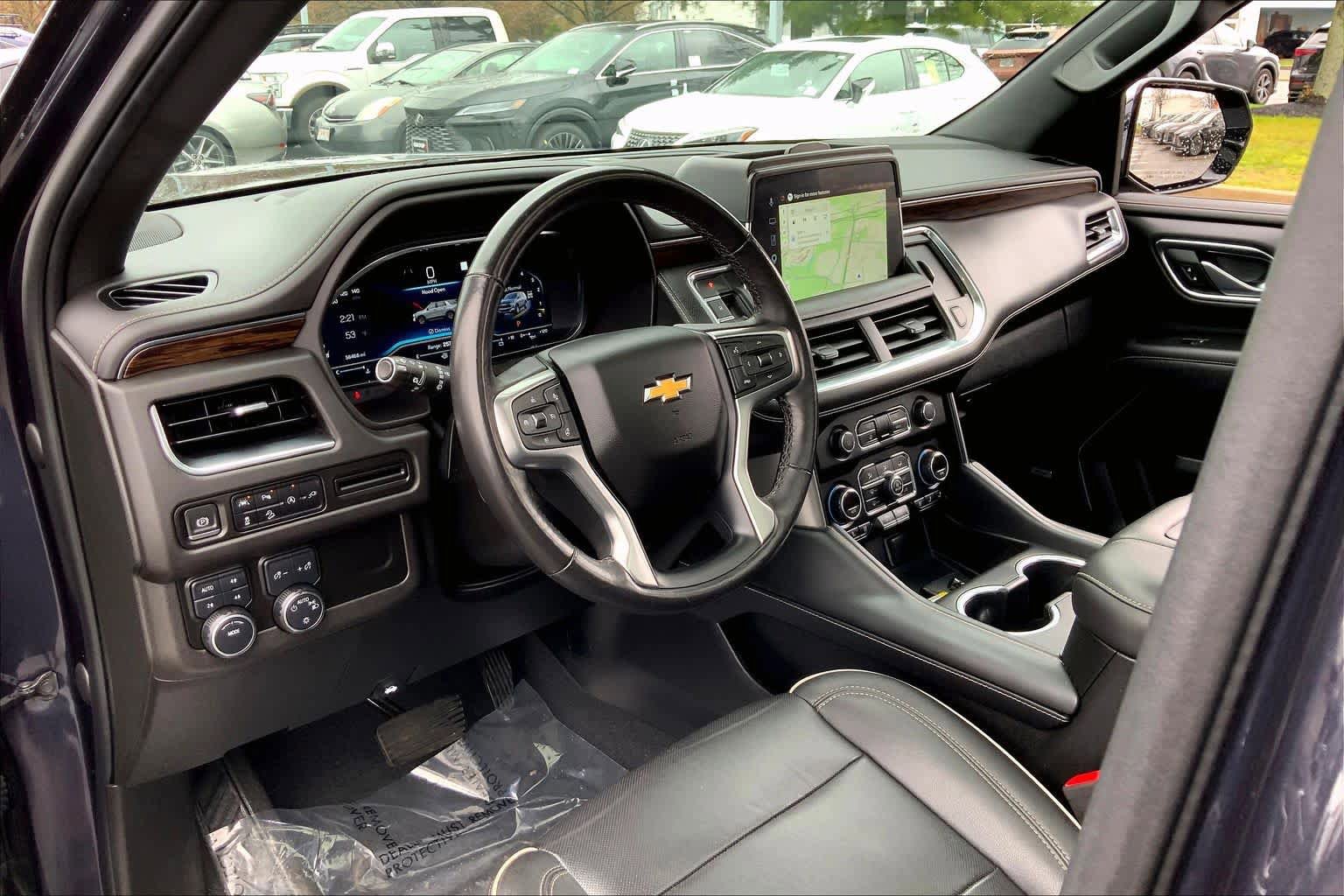 Used 2022 Chevrolet Tahoe Premier AWD/4WD image 19