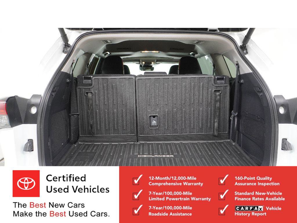 Certified 2025 Toyota Highlander Limited image 28