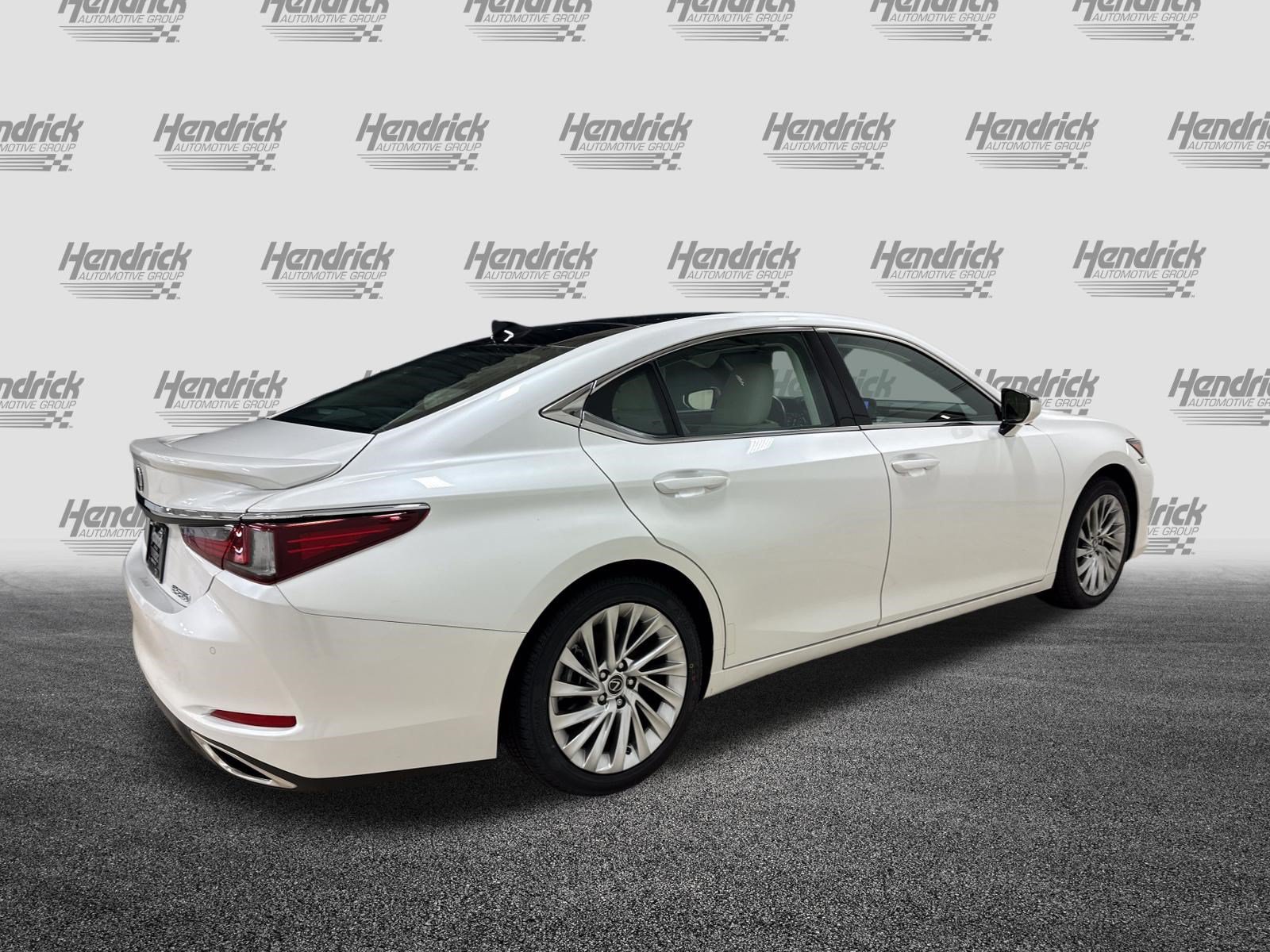 Certified 2024 Lexus ES 350 Ultra Luxury FWD image 10