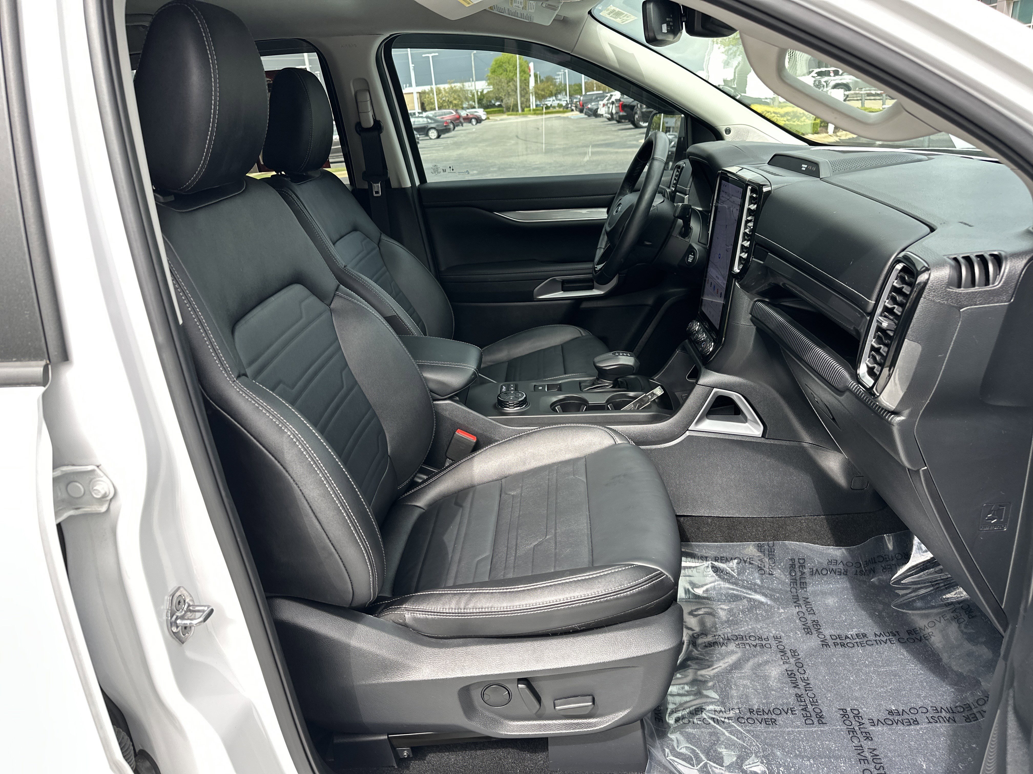 Used 2024 Ford Ranger Lariat w/ FX4 Off-Road Package image 33