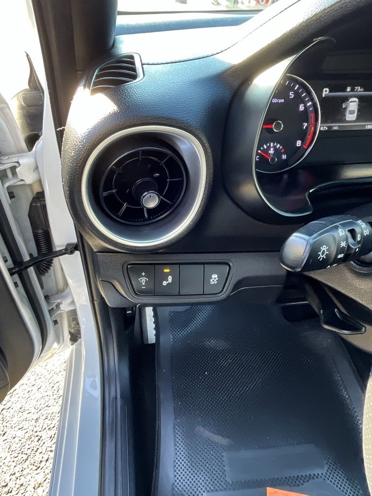 Used 2022 Kia Forte GT-Line image 16