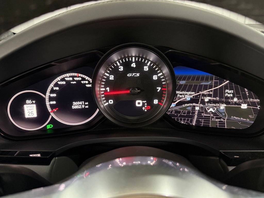 Used 2022 Porsche Cayenne GTS AWD/4WD image 41