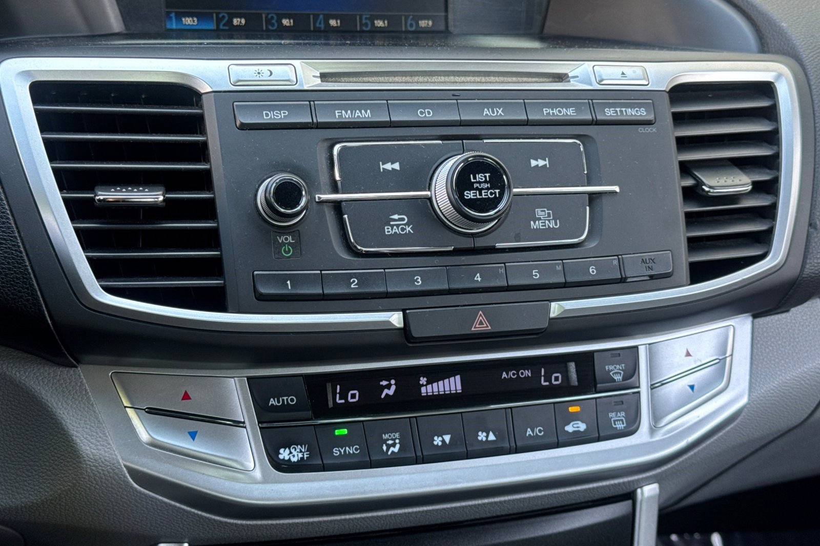 Used 2014 Honda Accord LX image 24