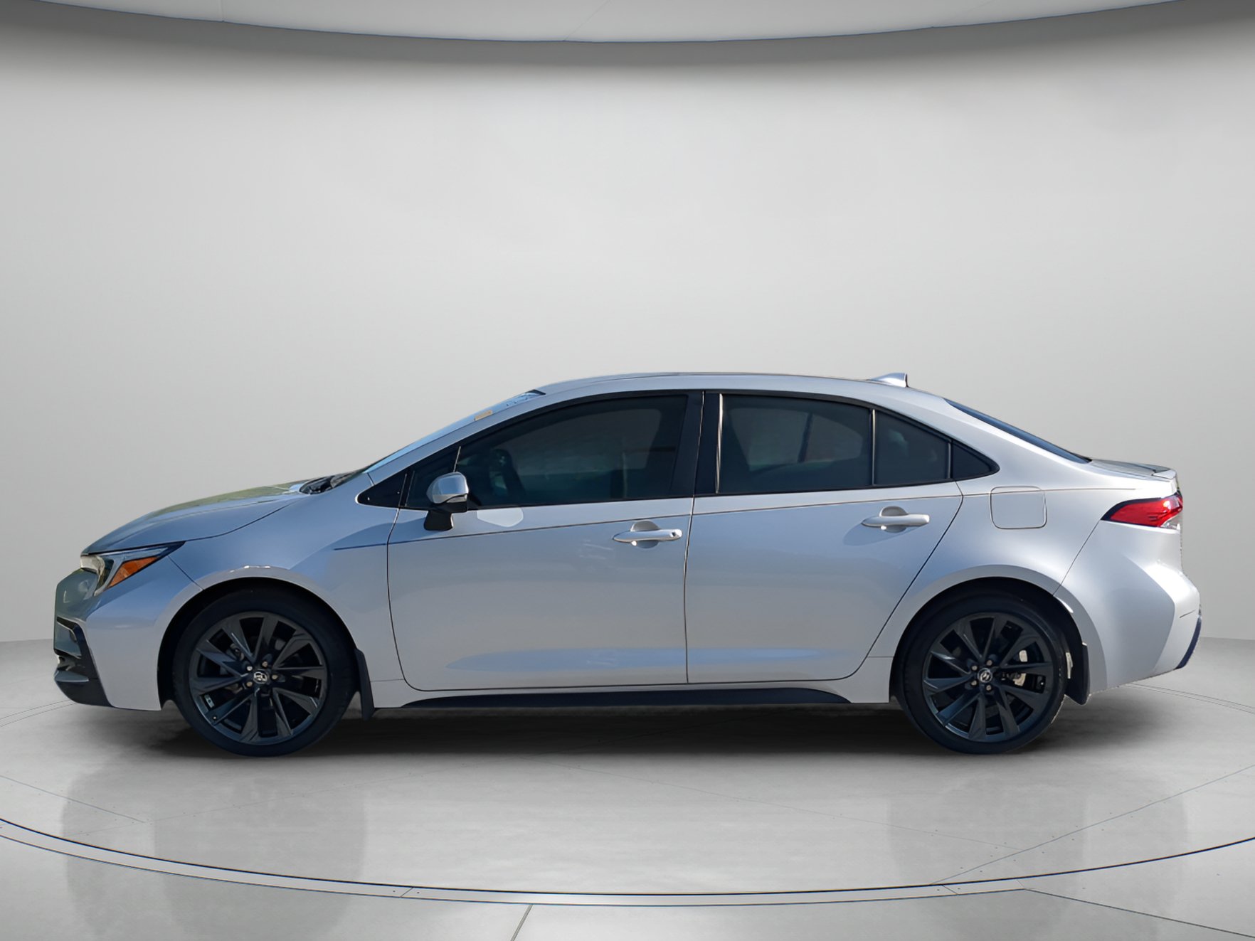 Used 2024 Toyota Corolla SE FWD image 8