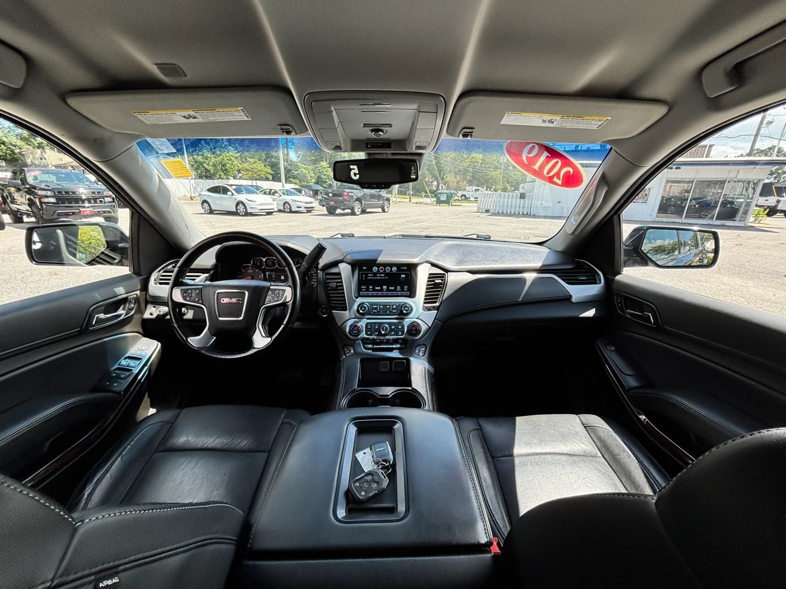 Used 2019 GMC Yukon XL SLT AWD/4WD image 25