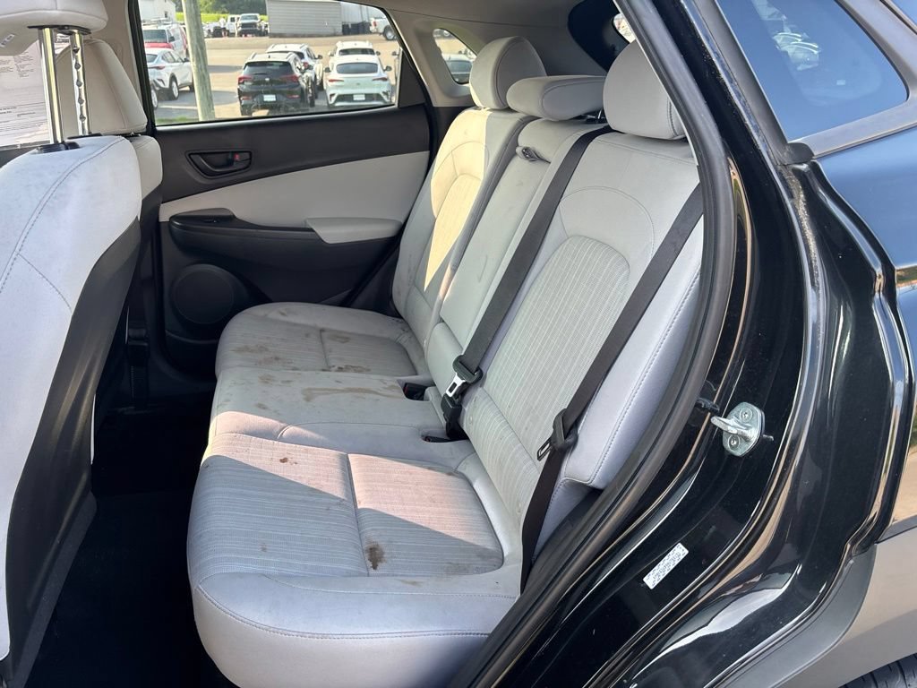 Used 2022 Hyundai Kona SEL FWD image 9
