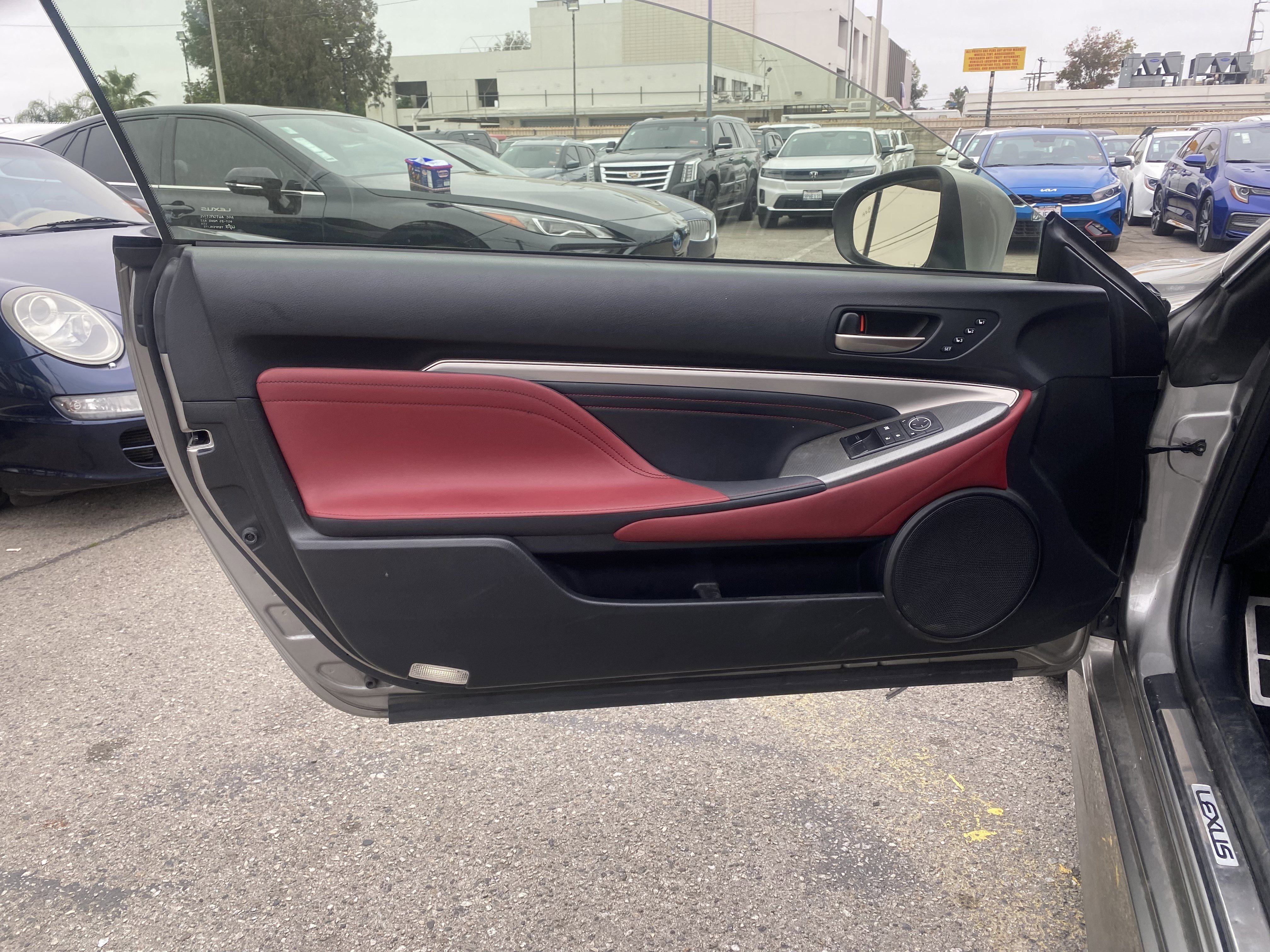 Used 2016 Lexus RC 200t RWD image 17
