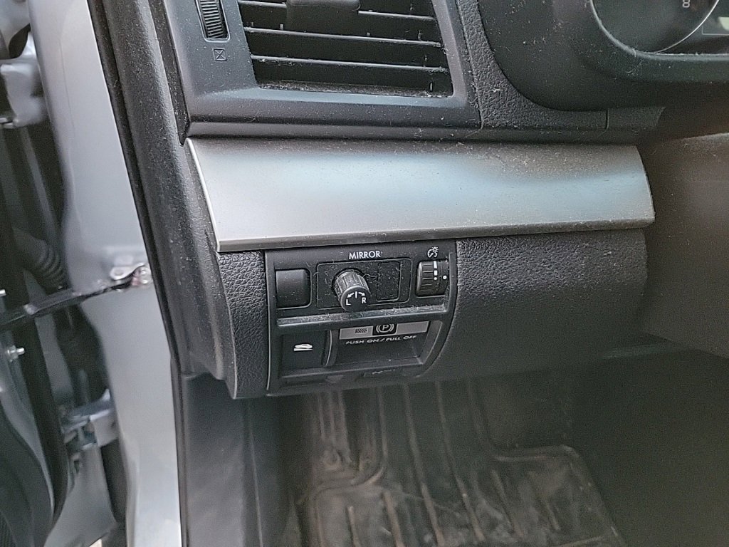 Used 2013 Subaru Outback 2.5i Premium image 8