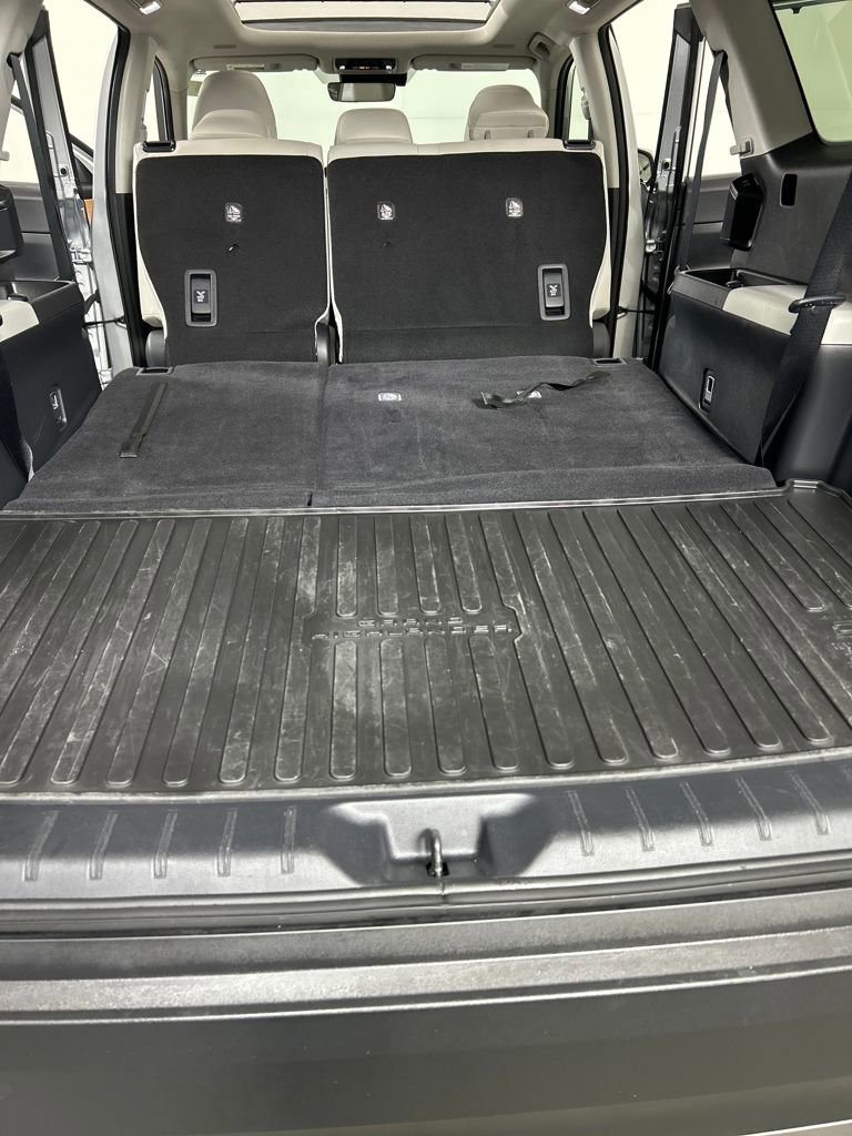 Used 2024 Toyota Grand Highlander Platinum image 30